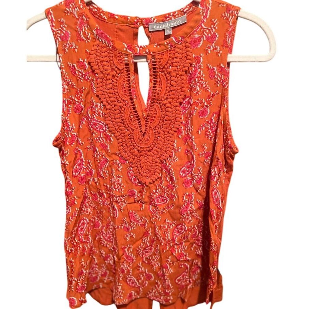 Daniel Rainn Orange Floral Crochet Detail Sleeveless Blouse Small Petite